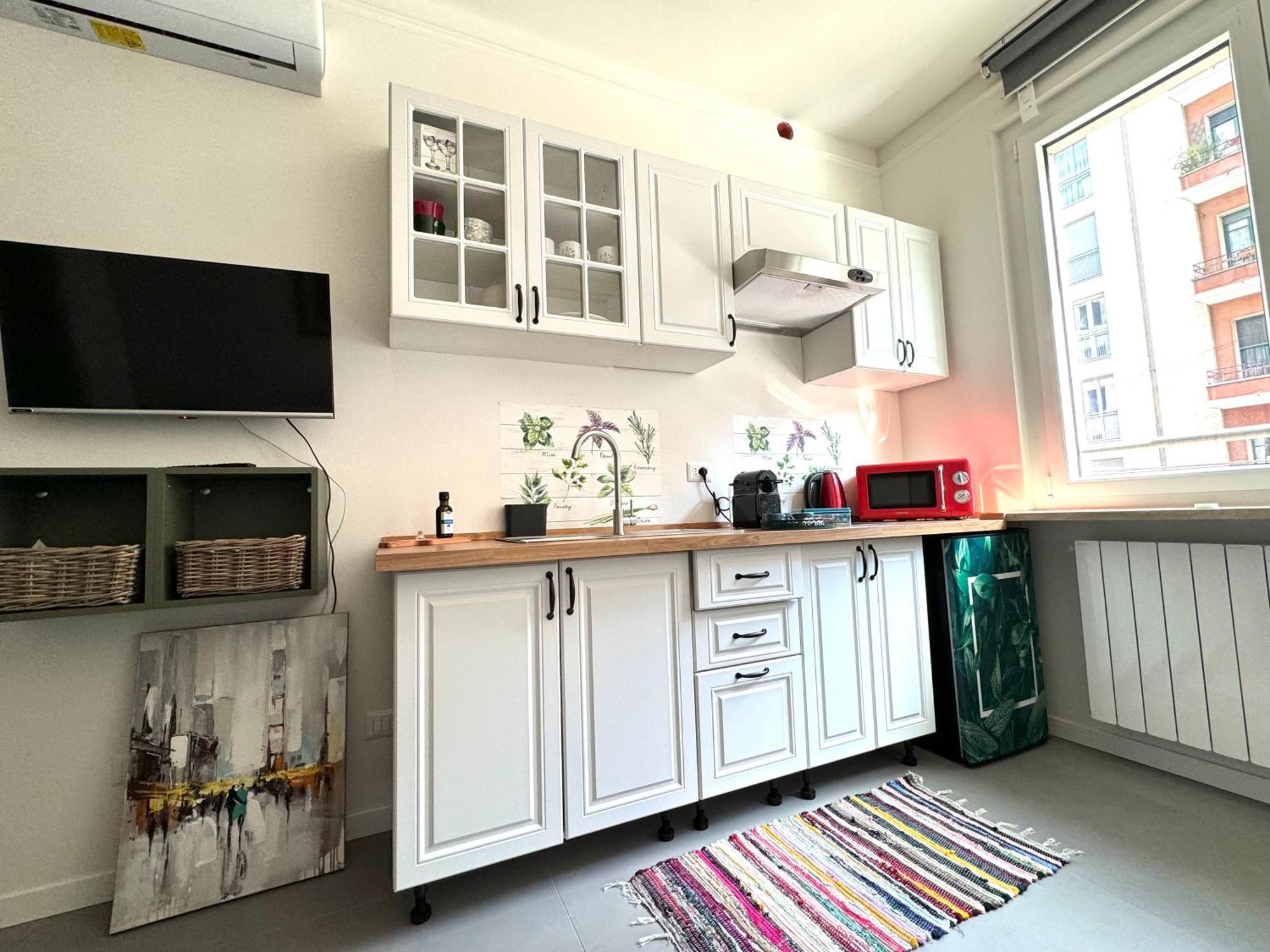 Rainbow Flat- Monolocale Luminoso * Mailand